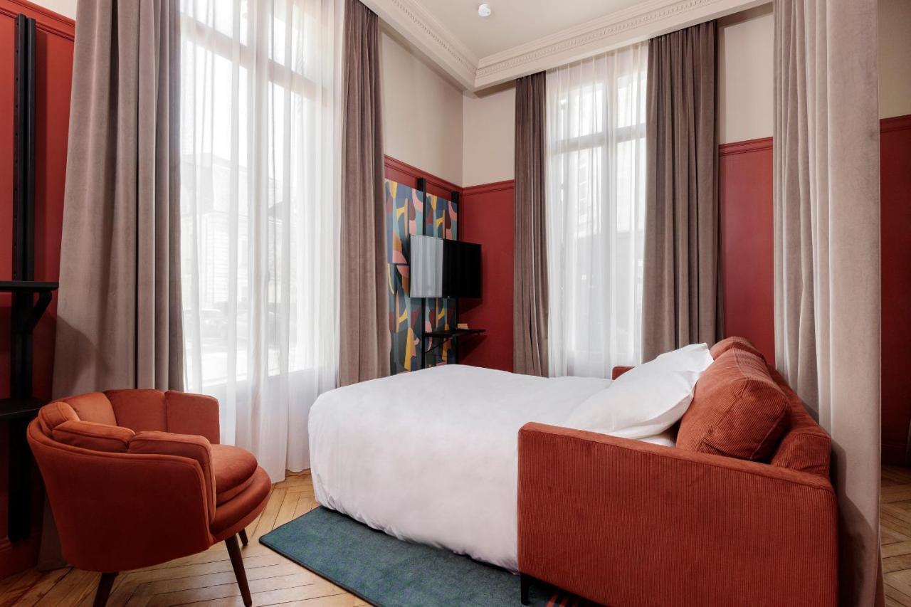 Corneille - Entree Autonome, Reception En Ligne - Encore Mieux Tours